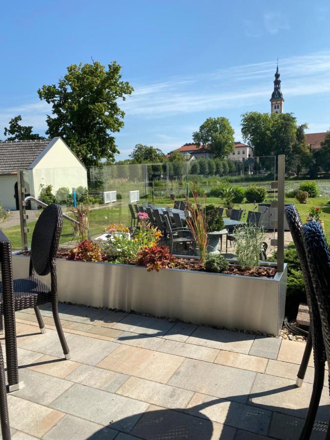 Hotel Prinz Albrecht Neuzelle Esterno foto