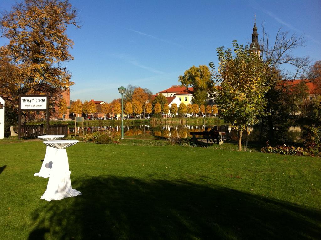 Hotel Prinz Albrecht Neuzelle Esterno foto