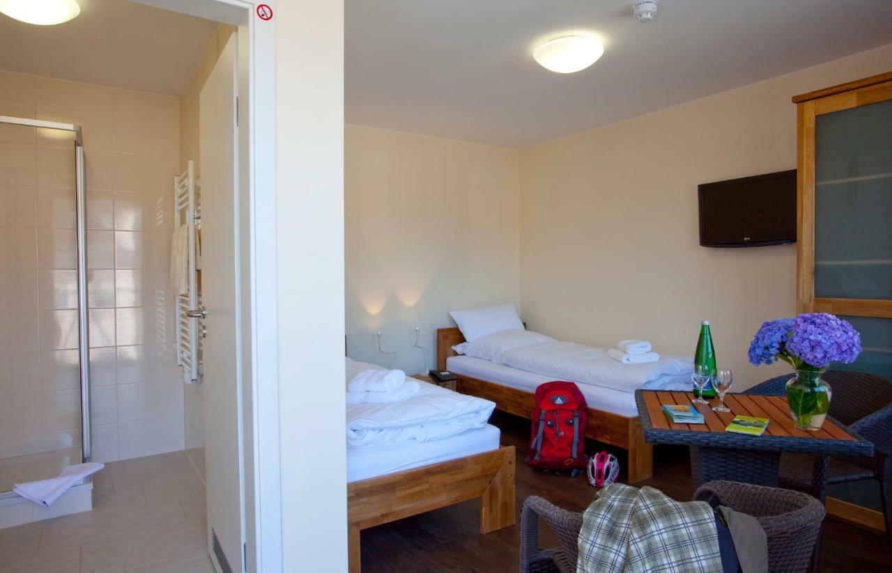 Hotel Prinz Albrecht Neuzelle Esterno foto
